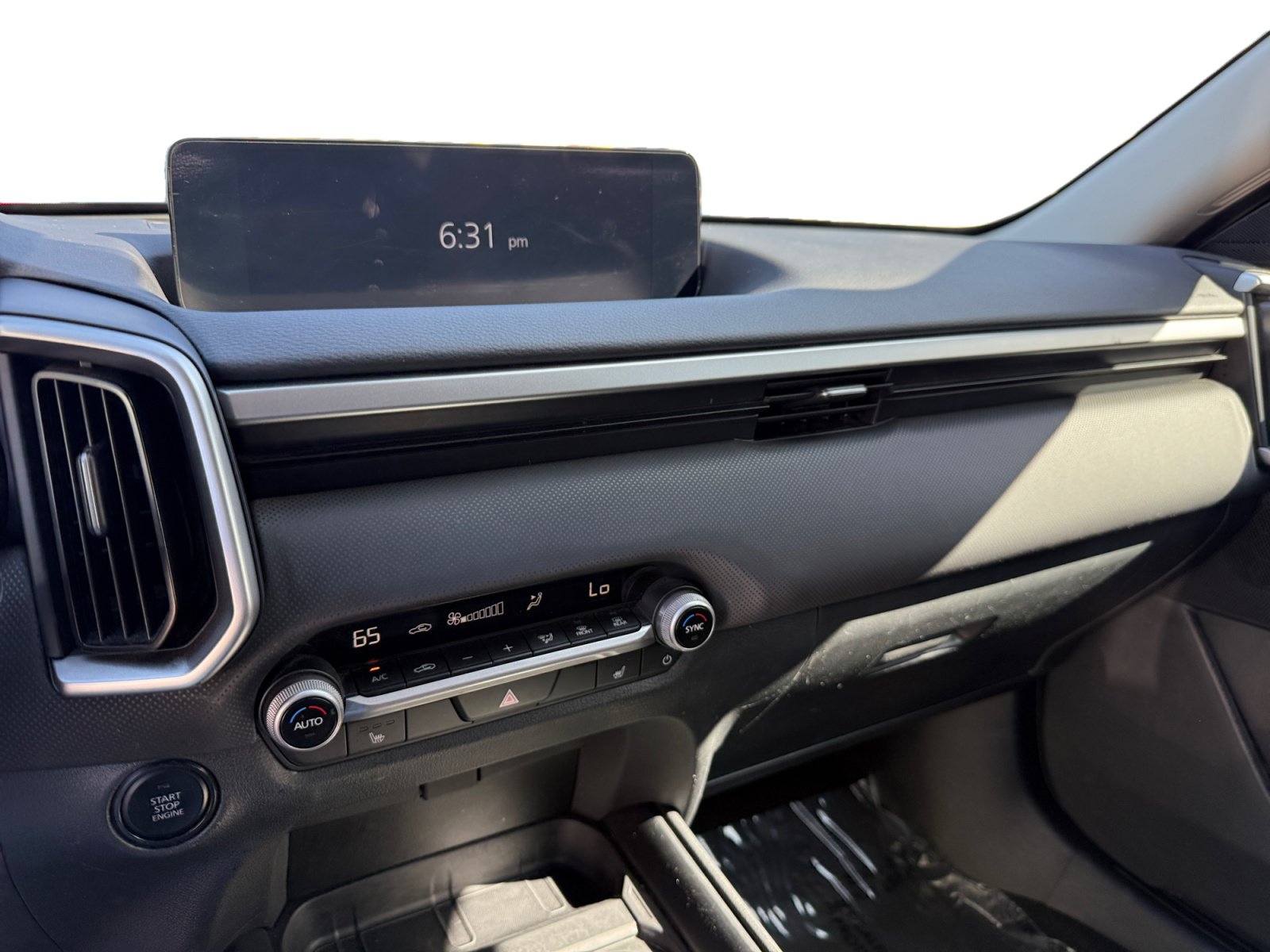 Used 2025 MAZDA CX-50 AWD 2.5 S w/ Preferred Package image 12