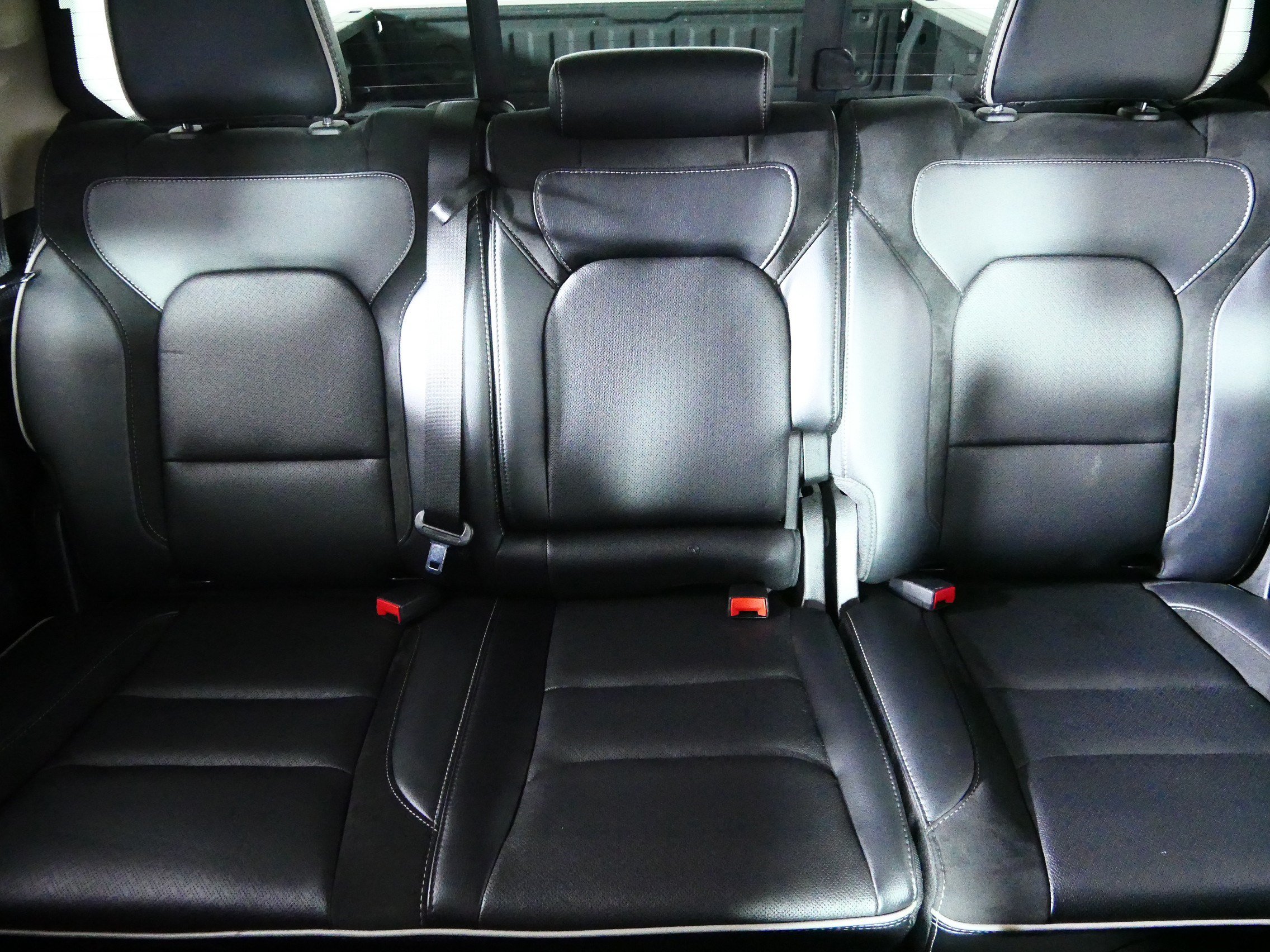 Used 2021 RAM 1500 Laramie AWD/4WD image 13