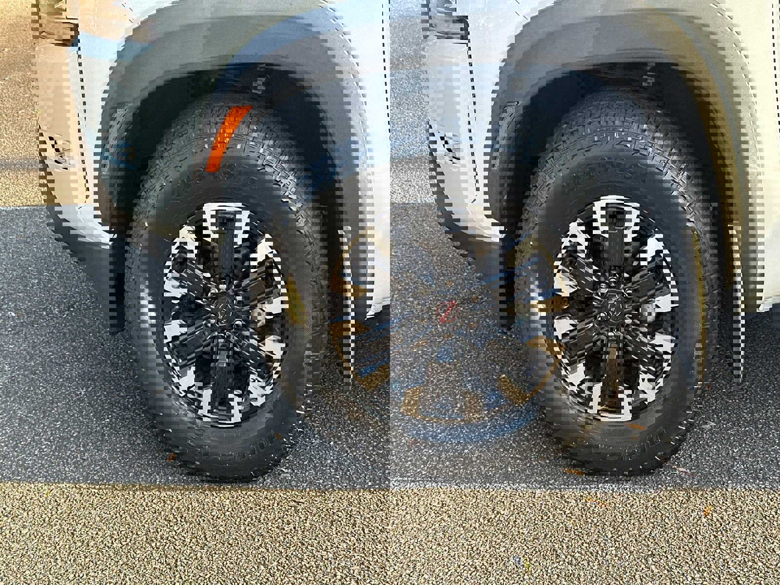 Used 2022 Nissan Frontier Pro-X image 11