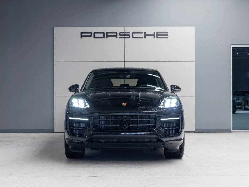 New 2026 Porsche Cayenne S image 10