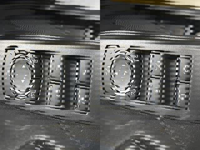 New 2025 Ford Escape ST-Line w/ Cold Weather Package image 13