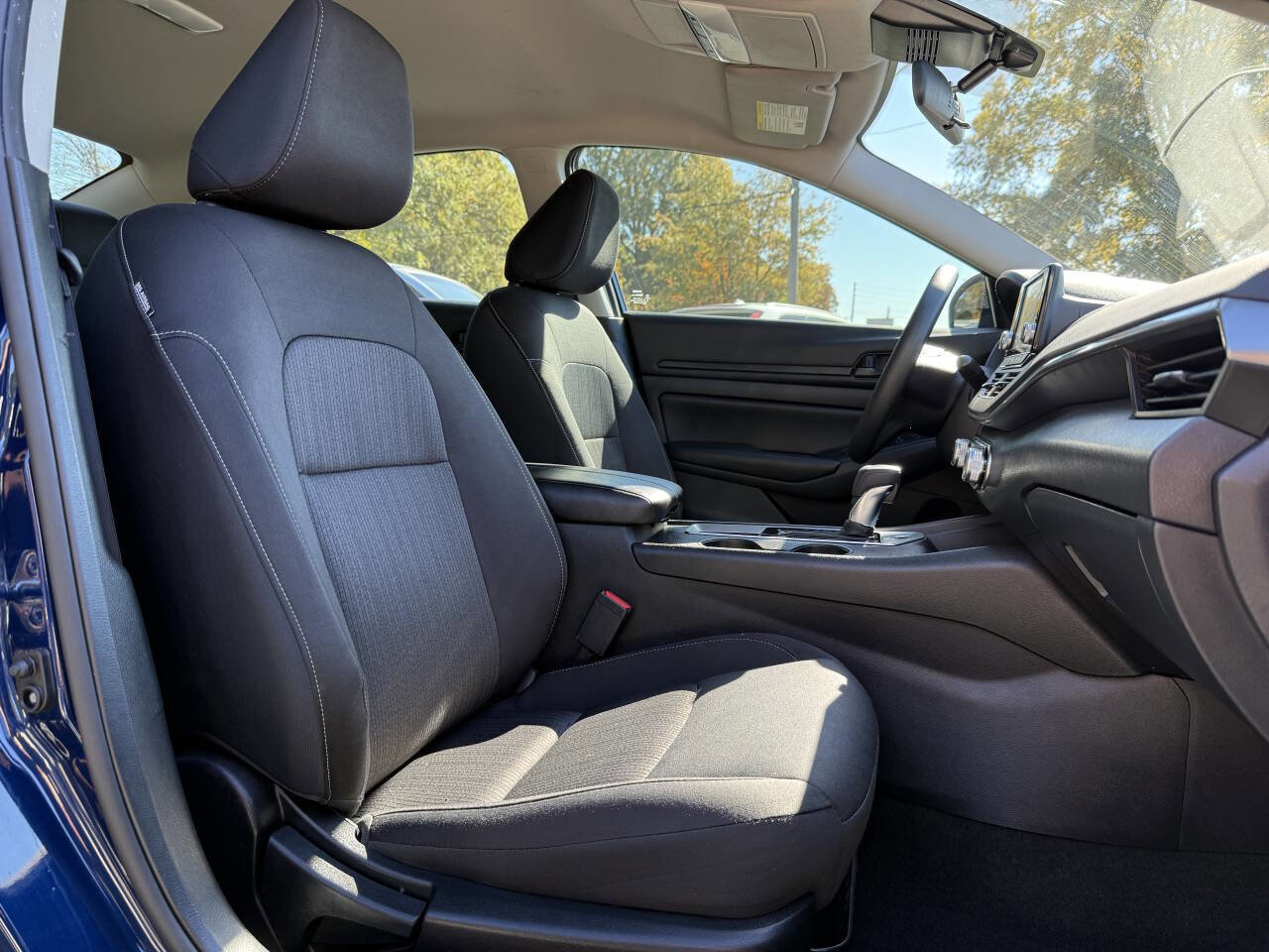 Used 2024 Nissan Altima 2.5 S image 13