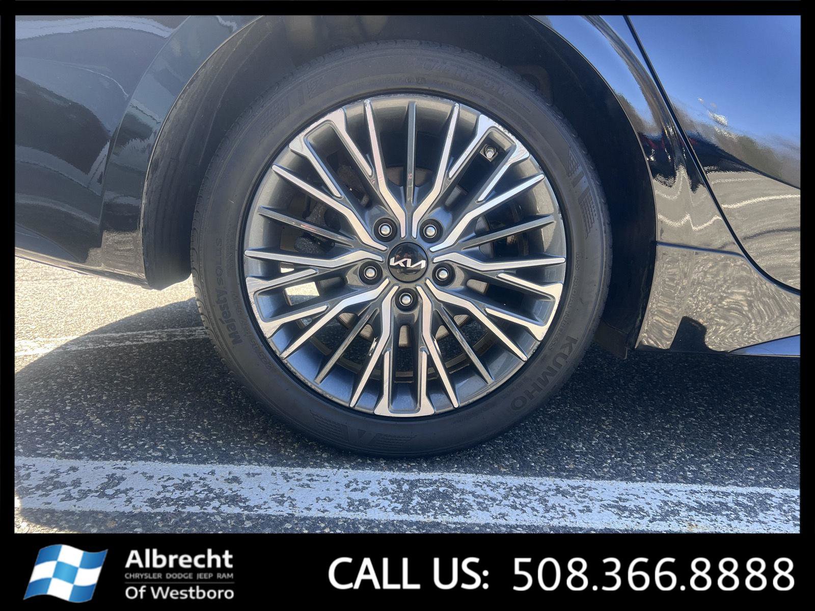 Used 2023 Kia Forte GT-Line w/ GT-Line Premium Package image 34