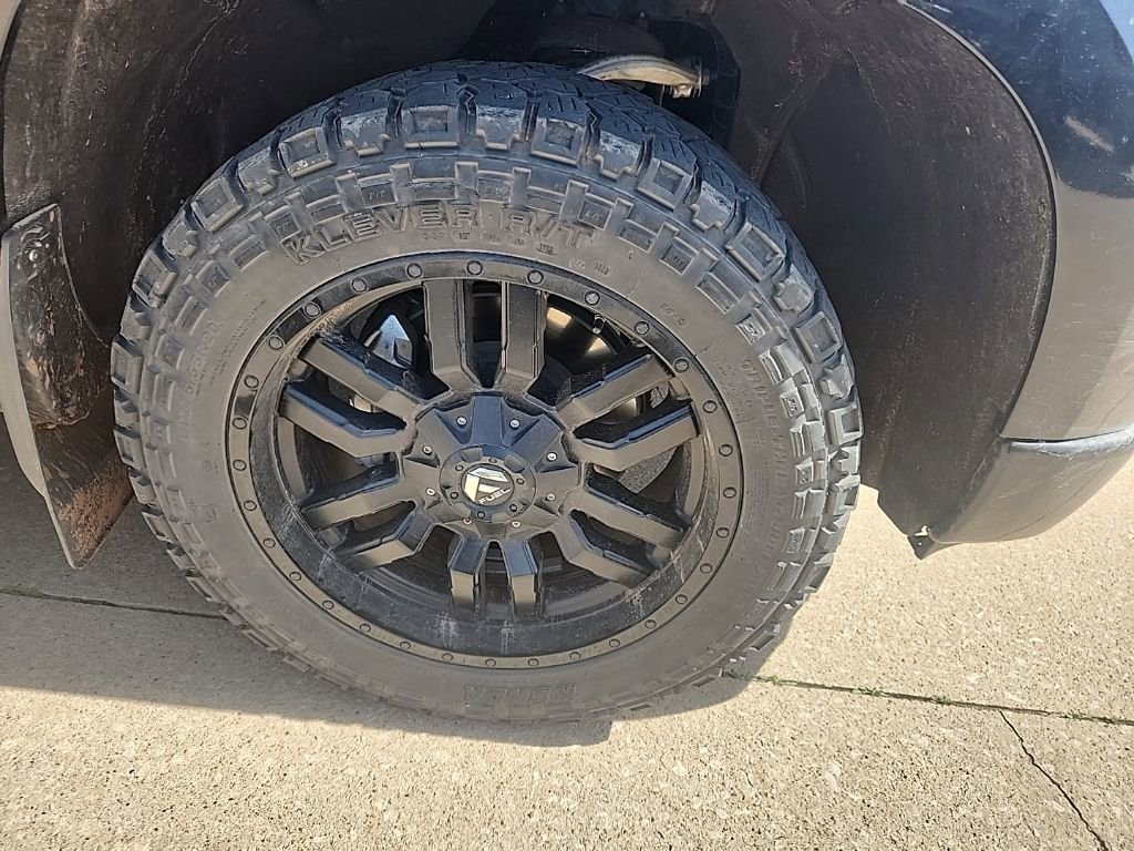 Used 2024 Chevrolet Silverado 1500 Custom image 2