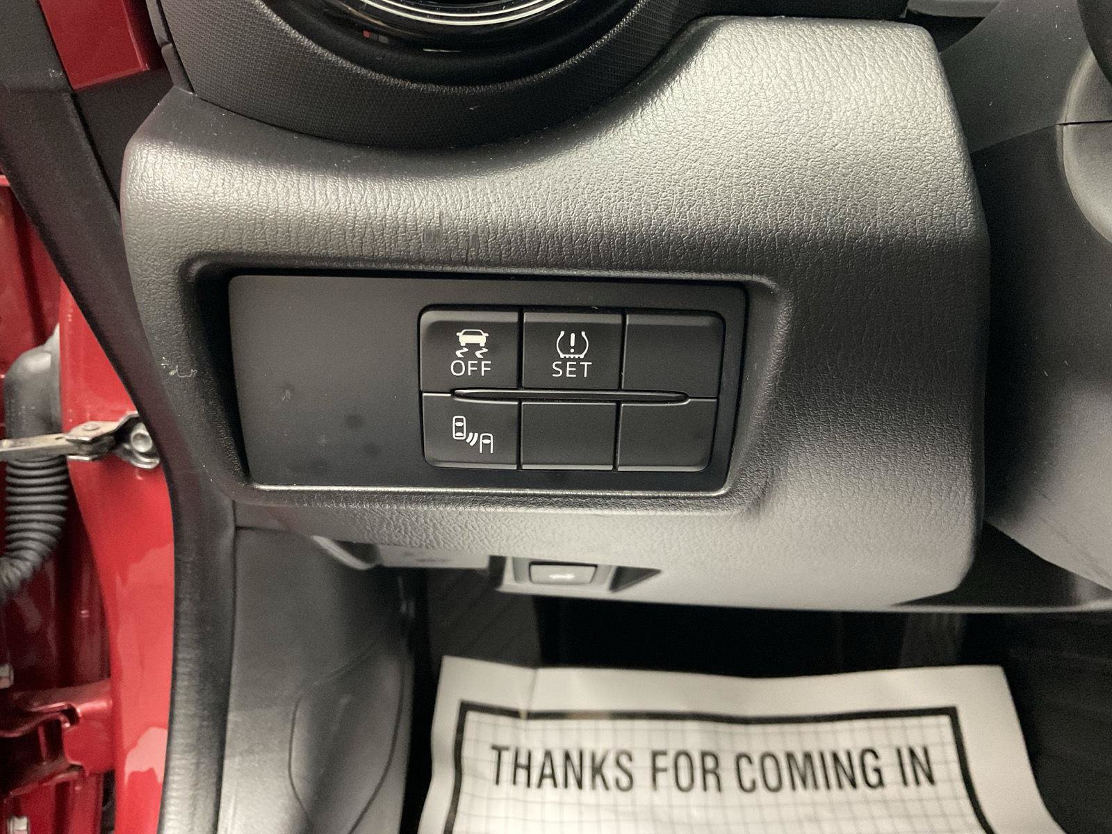 Used 2017 MAZDA MX-5 Miata RF Club RWD image 13