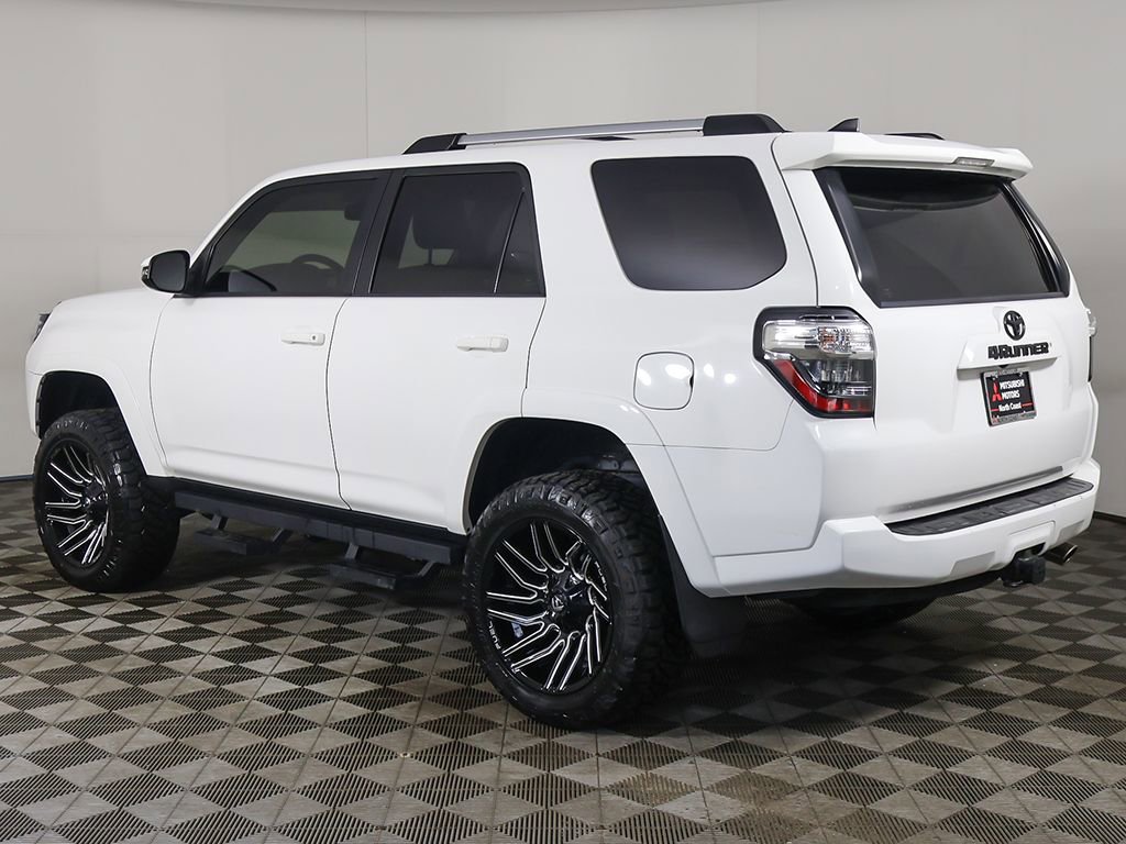 Used 2019 Toyota 4Runner SR5 Premium AWD/4WD image 8