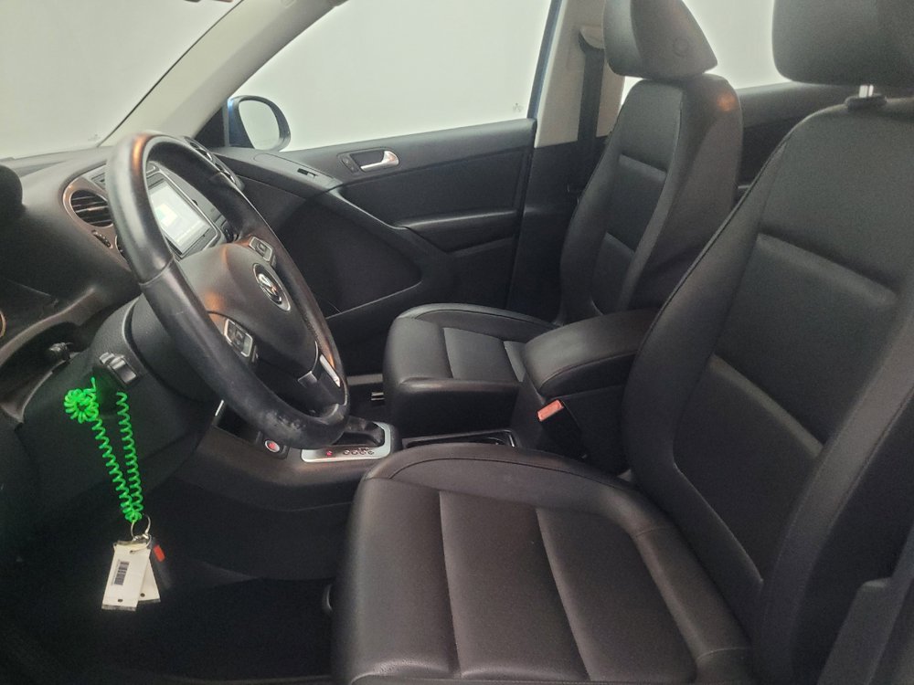 Used 2017 Volkswagen Tiguan S FWD image 17
