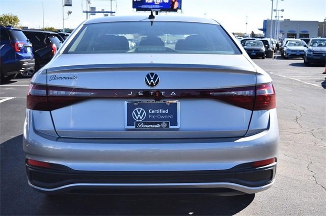 Certified 2025 Volkswagen Jetta S image 6