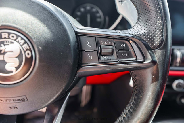 Used 2020 Alfa Romeo Giulia w/ Quick Order Package 22K Sport image 36