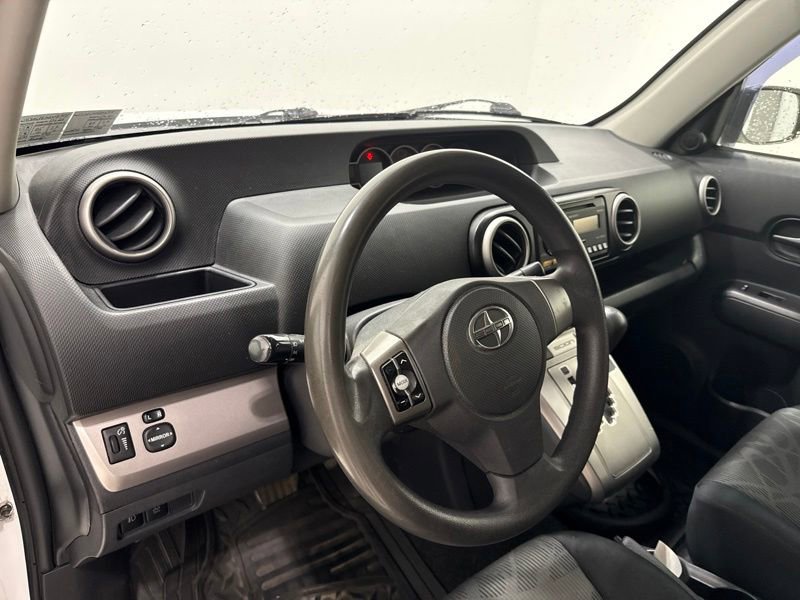 Used 2013 Scion xB FWD image 18