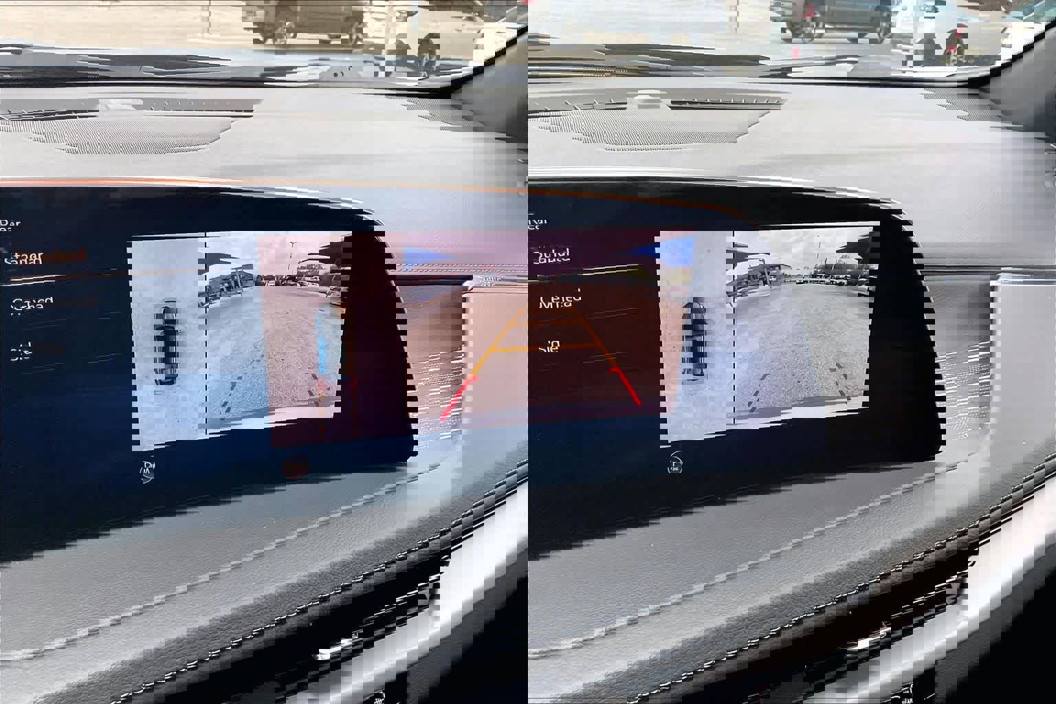 Used 2025 Cadillac XT4 Premium Luxury FWD image 26