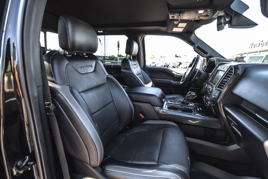 Used 2018 Ford F150 Raptor w/ Equipment Group 802A Luxury AWD/4WD image 25