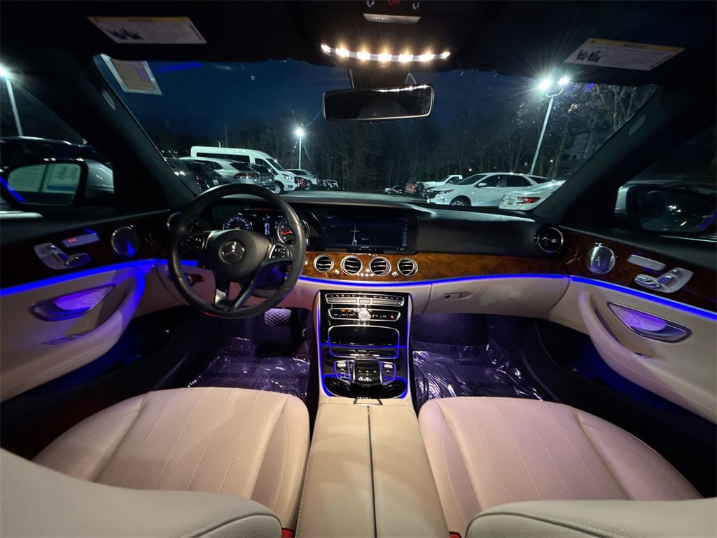 Used 2018 Mercedes-Benz E 300 4MATIC image 23