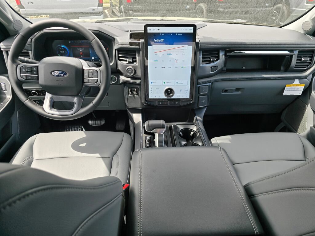 New 2025 Ford F150 Lightning Flash AWD/4WD image 13