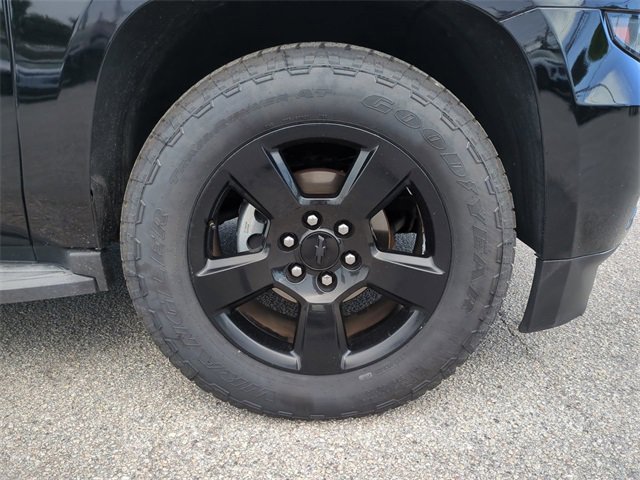 Used 2017 Chevrolet Tahoe LT w/ LT Midnight Edition image 11