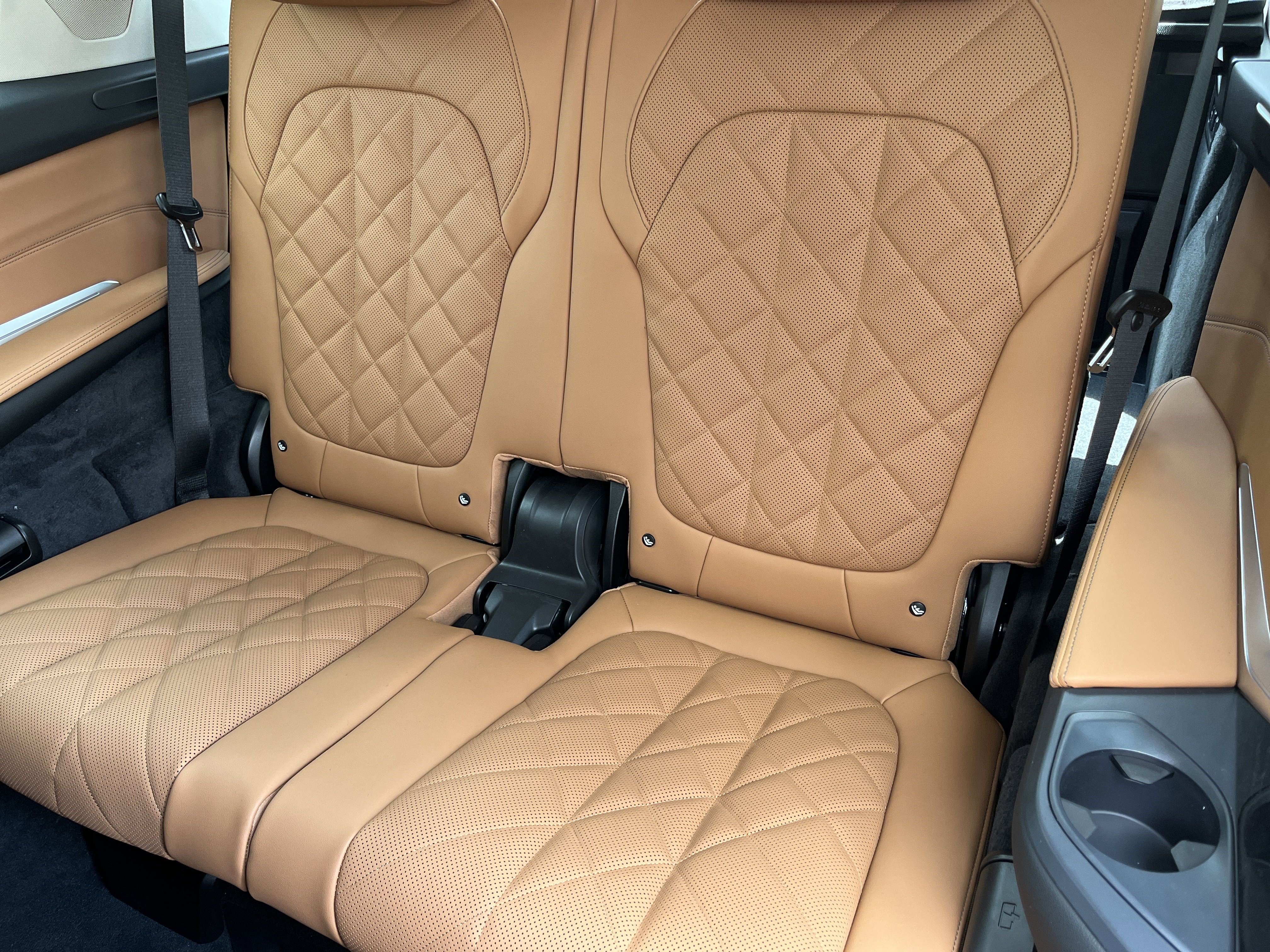 New 2026 BMW X7 xDrive40i w/ Premium Package image 22