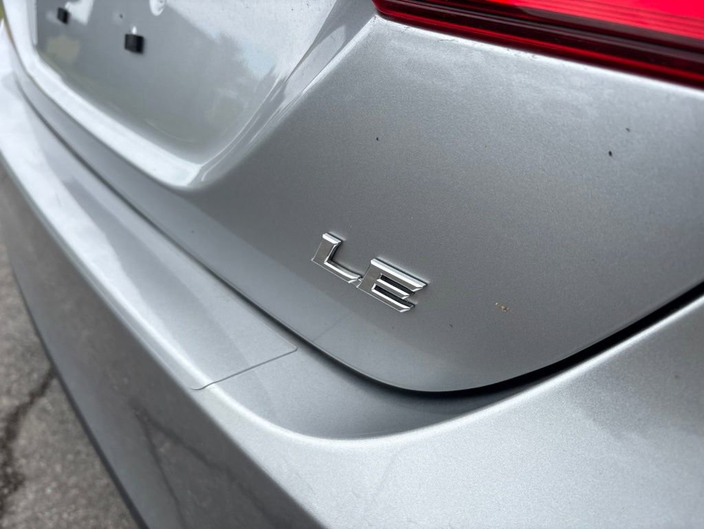 Used 2023 Toyota Camry LE FWD image 4