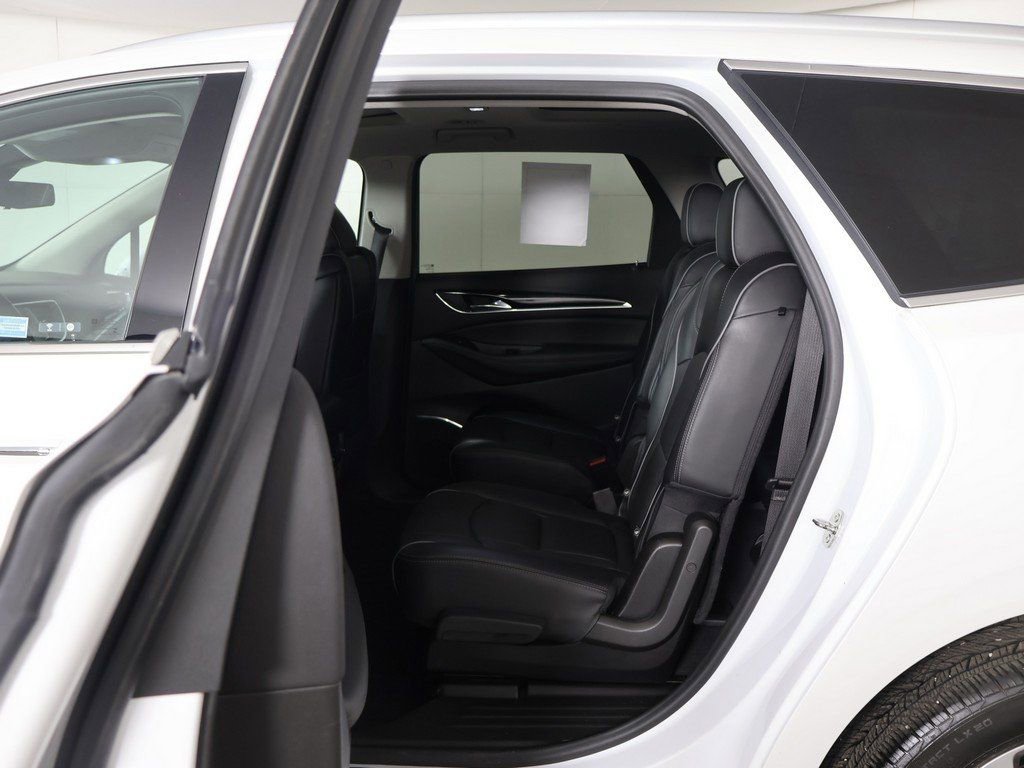 Used 2021 Buick Enclave Avenir w/ Avenir Technology Package image 35