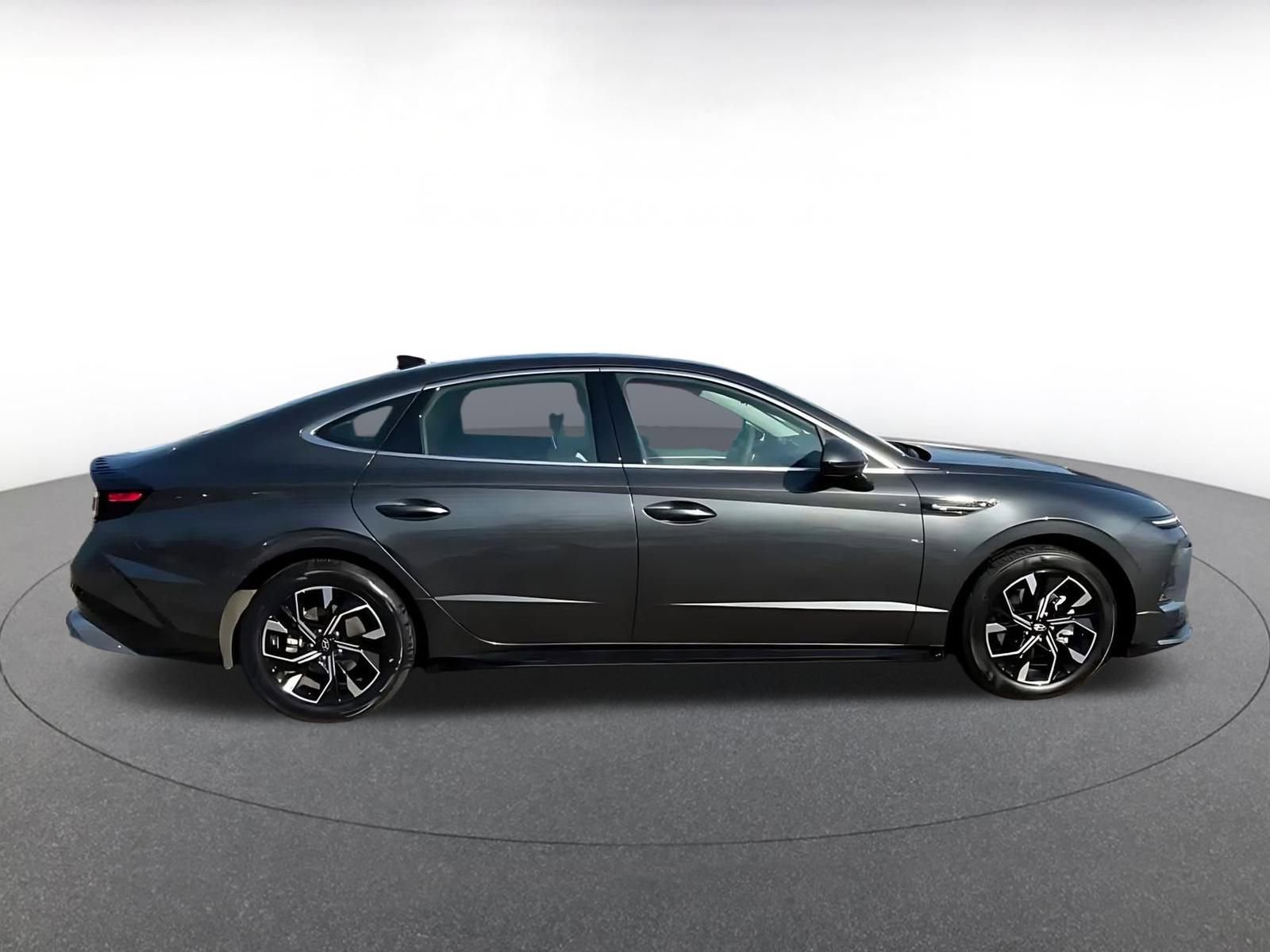 Used 2025 Hyundai Sonata SEL image 16