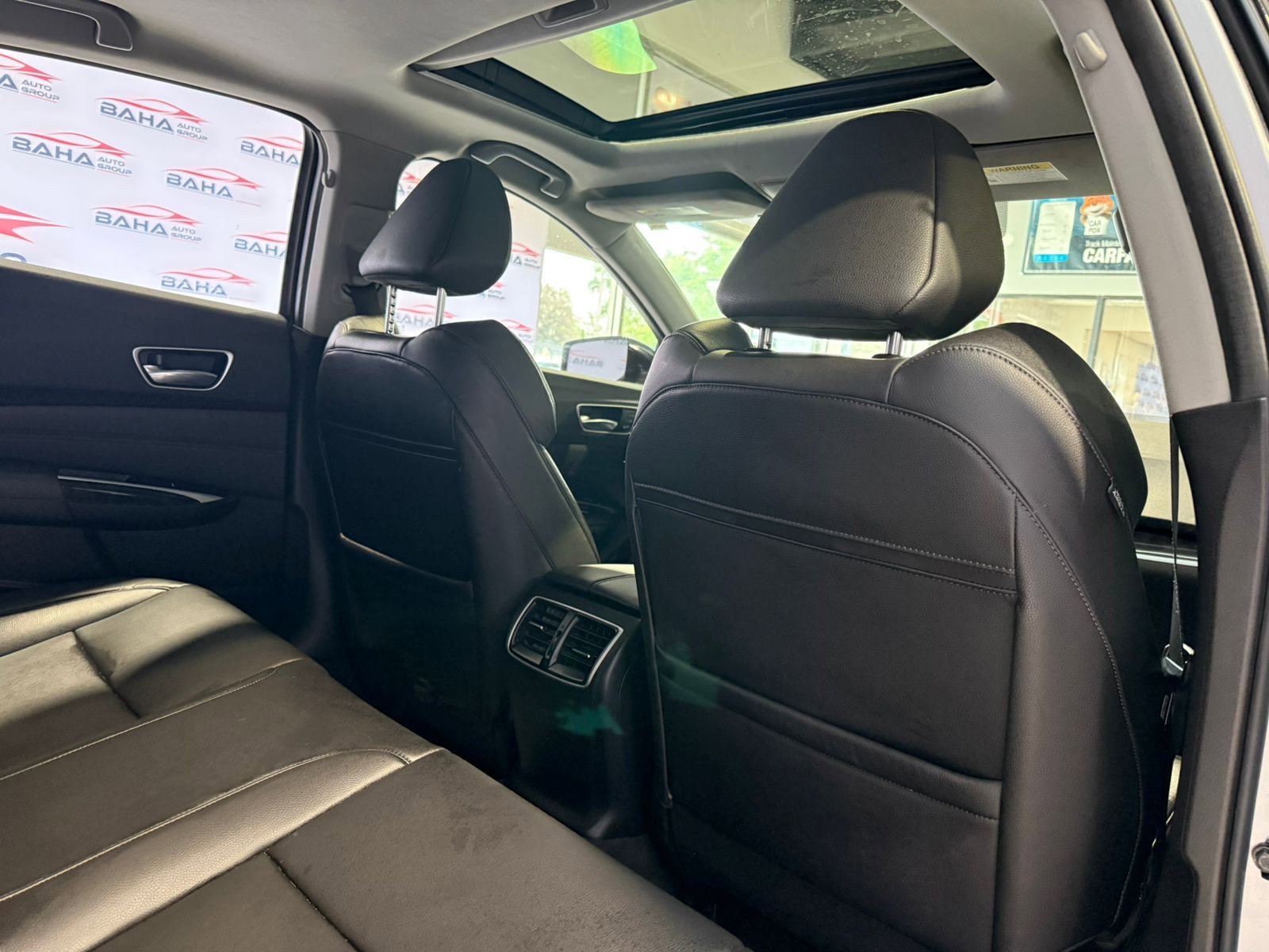 Used 2020 Acura TLX image 31