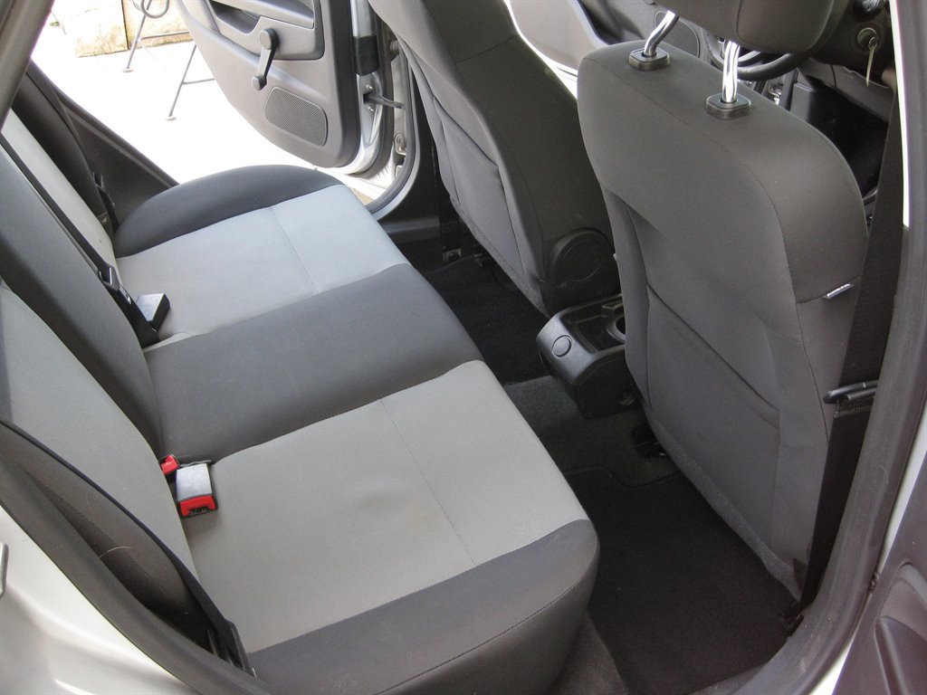 Used 2016 Ford Fiesta S image 27