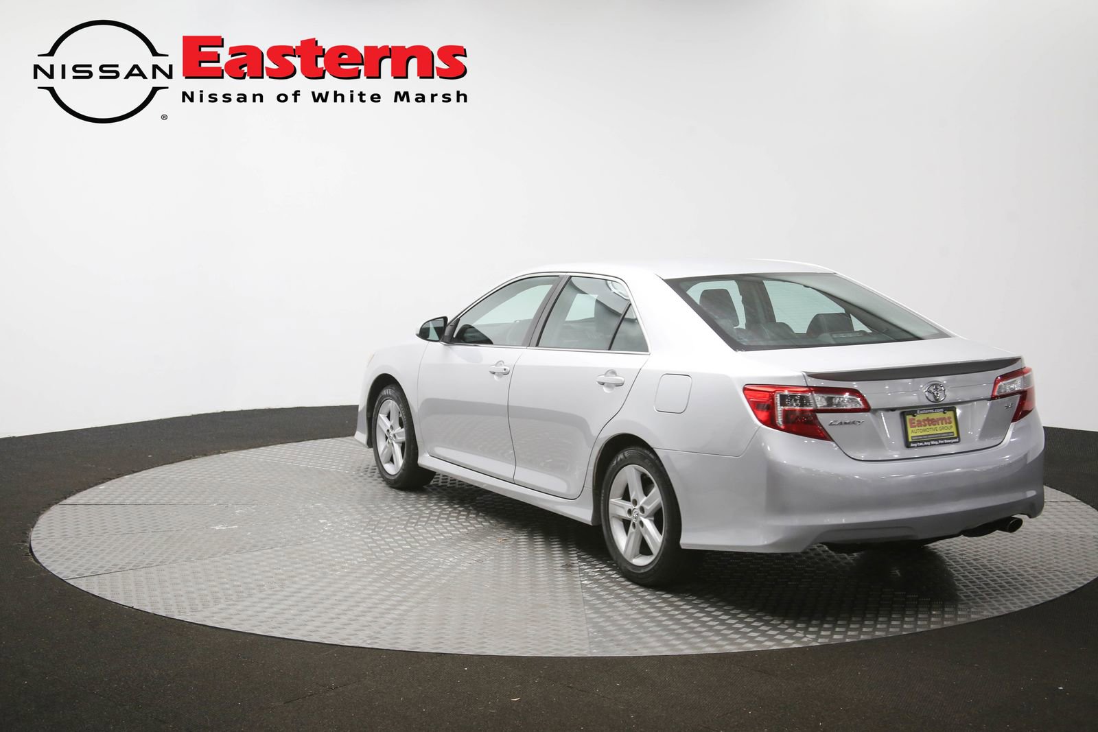 Used 2014 Toyota Camry SE FWD image 64