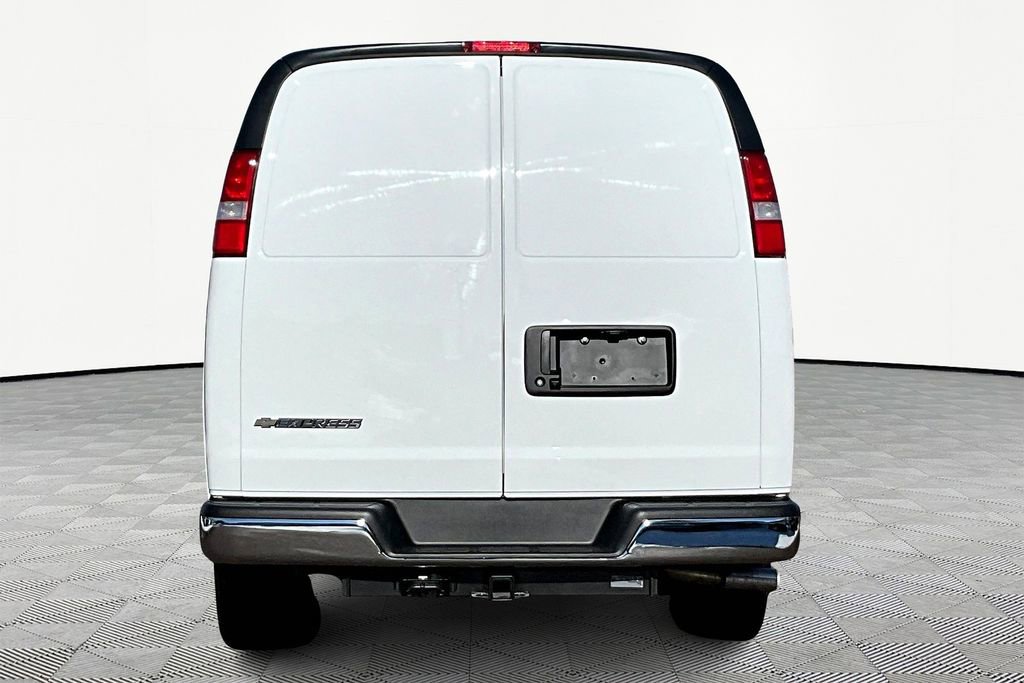 New 2025 Chevrolet Express 2500 w/ Driver Convenience Package image 4