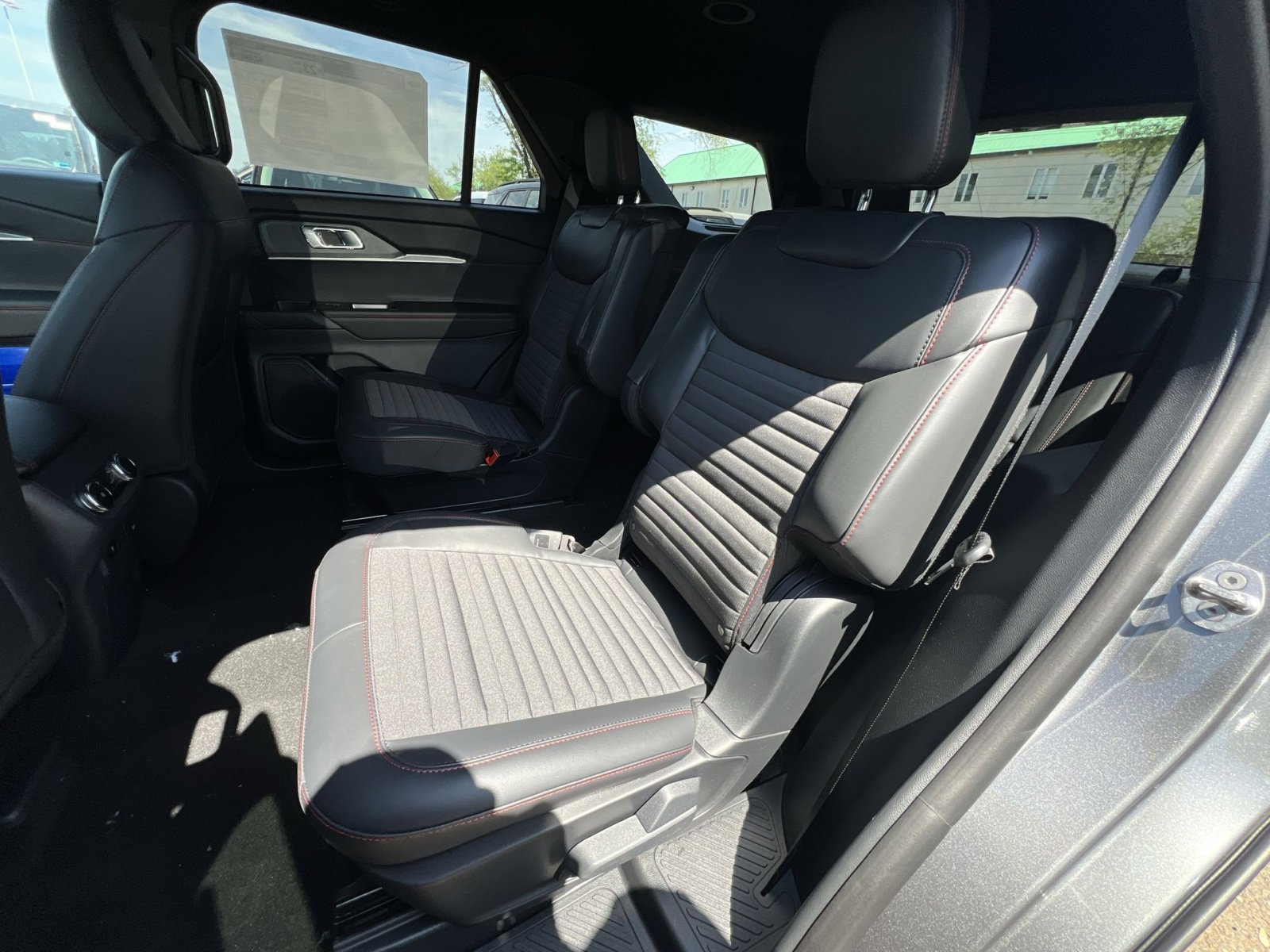 New 2026 Ford Explorer ST-Line image 32