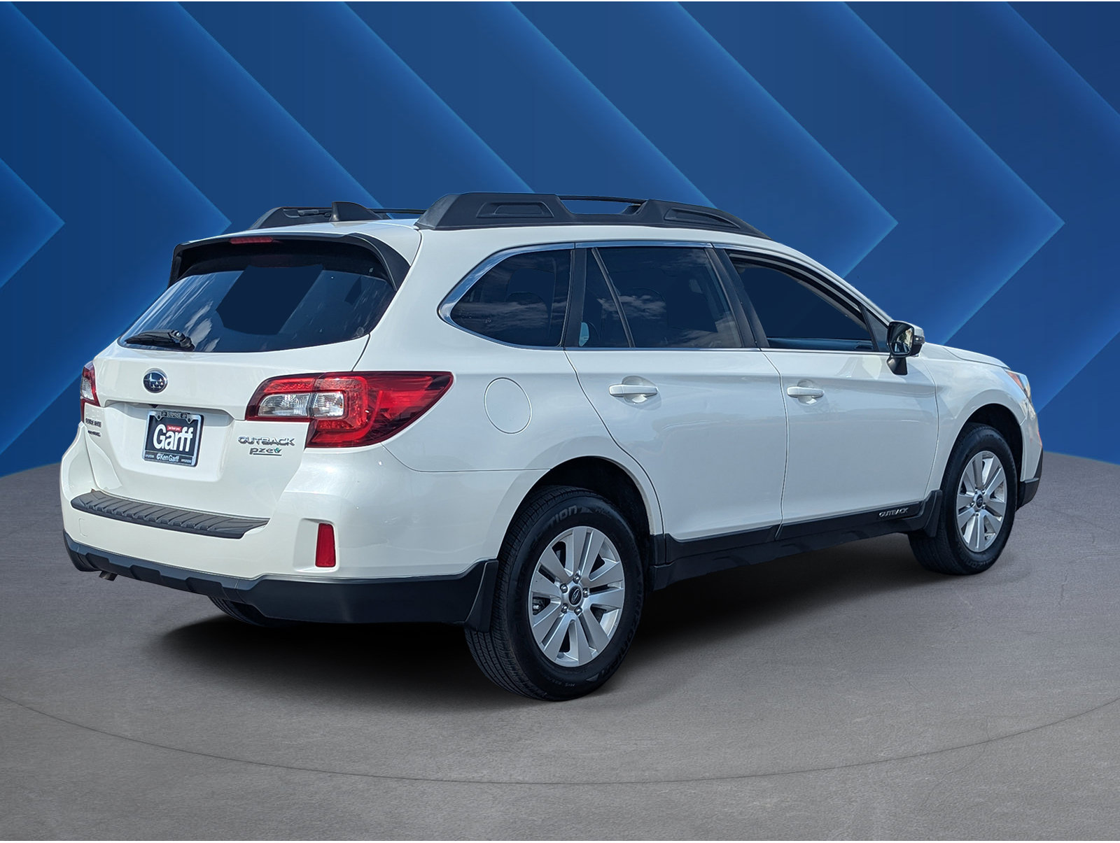 Used 2017 Subaru Outback 2.5i Premium AWD/4WD image 3