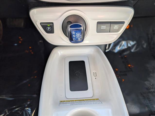 Used 2016 Toyota Prius Three Touring image 12