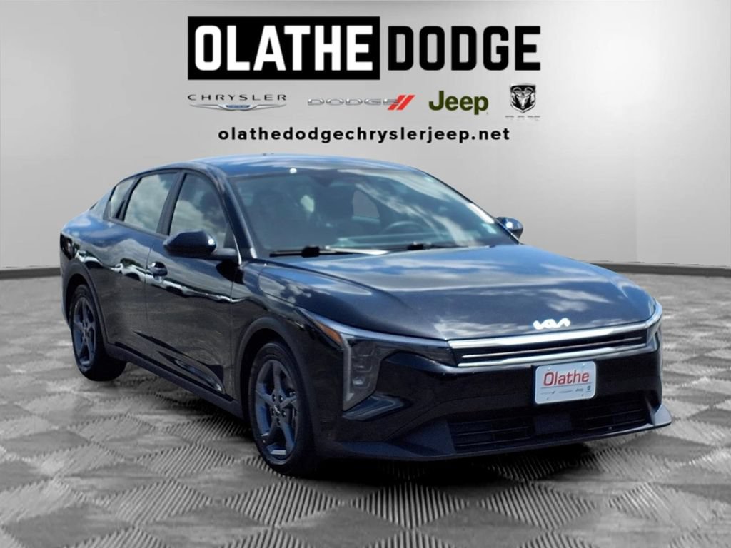 Used 2025 Kia K4 FWD image 31