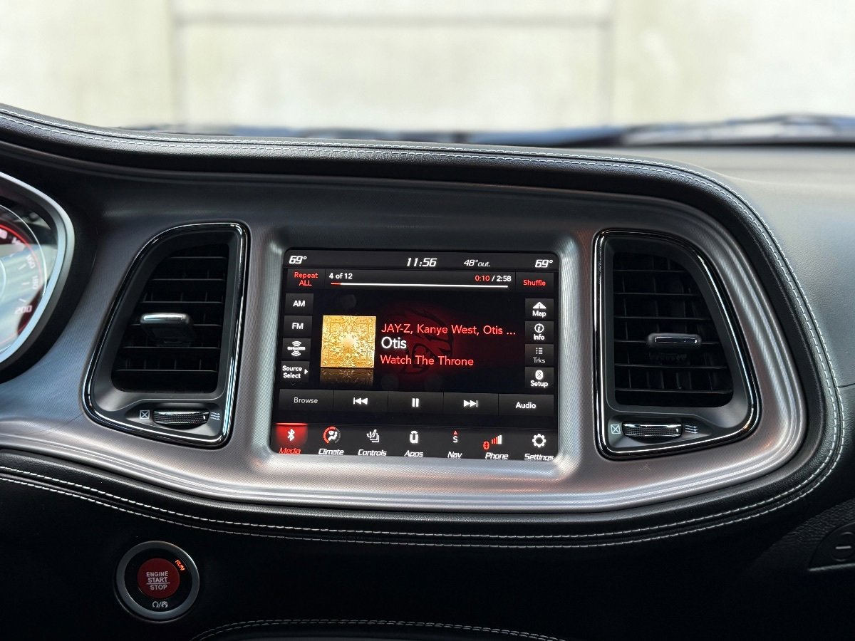 Used 2023 Dodge Challenger SRT Hellcat w/ Harmon/Kardon Sound Group RWD image 33