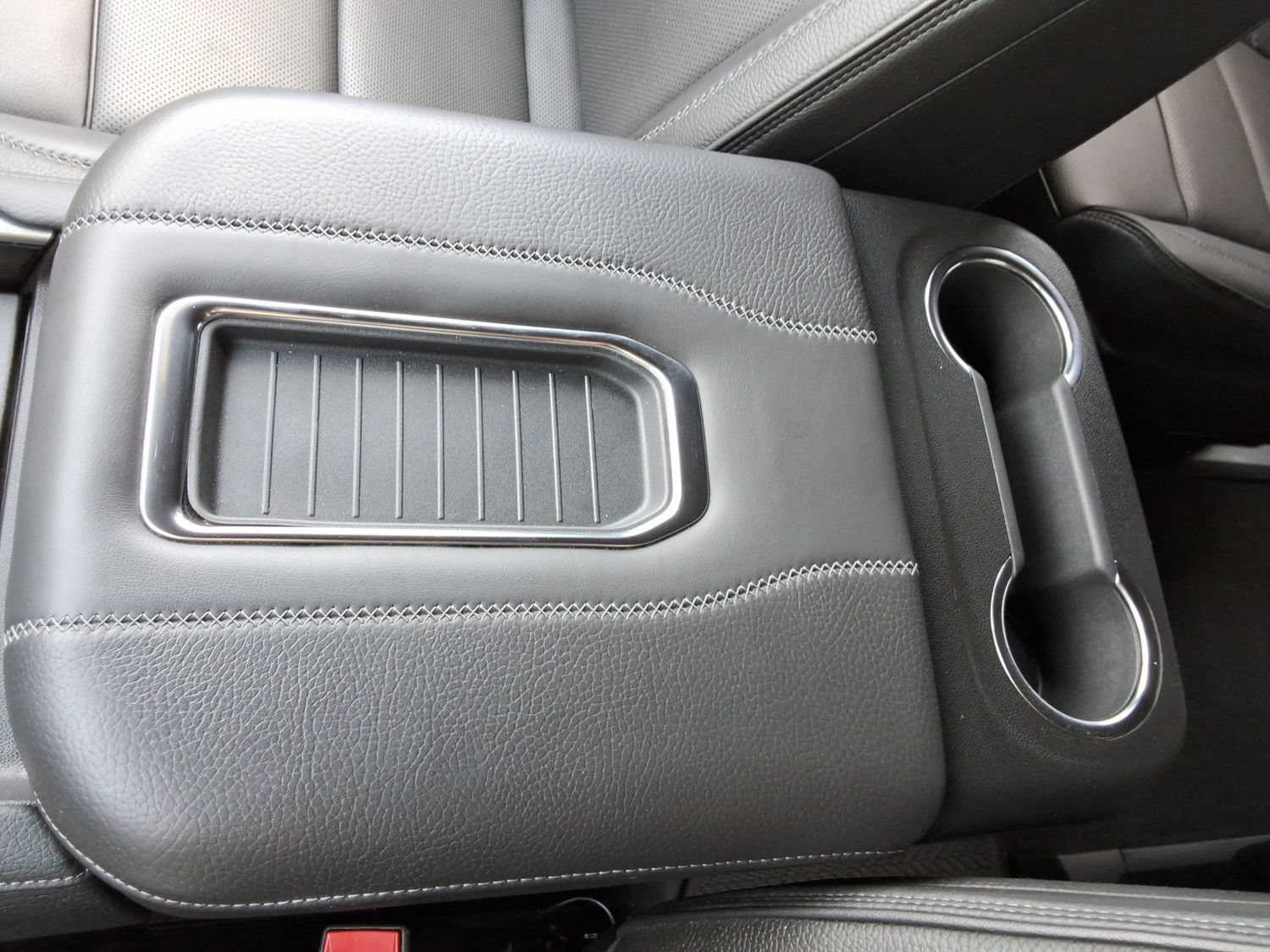 Used 2024 GMC Yukon XL Denali AWD/4WD image 20