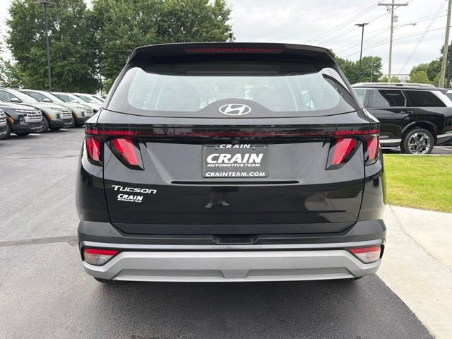 Certified 2025 Hyundai Tucson SE FWD image 7