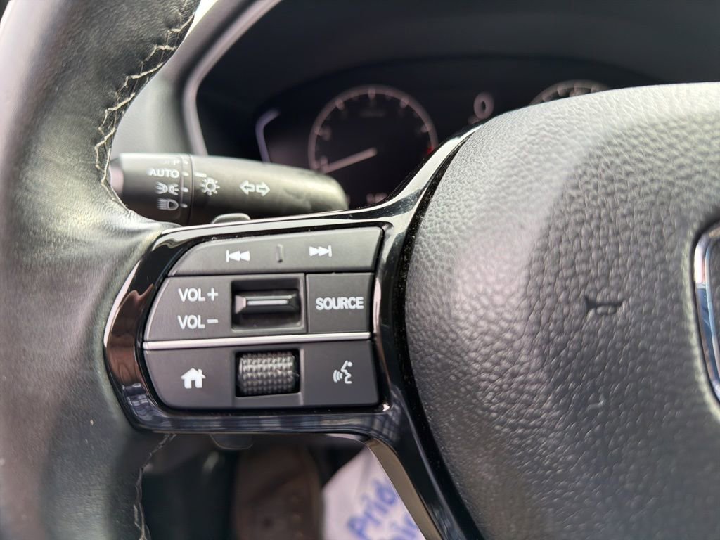 Used 2025 Honda Civic Sport image 26