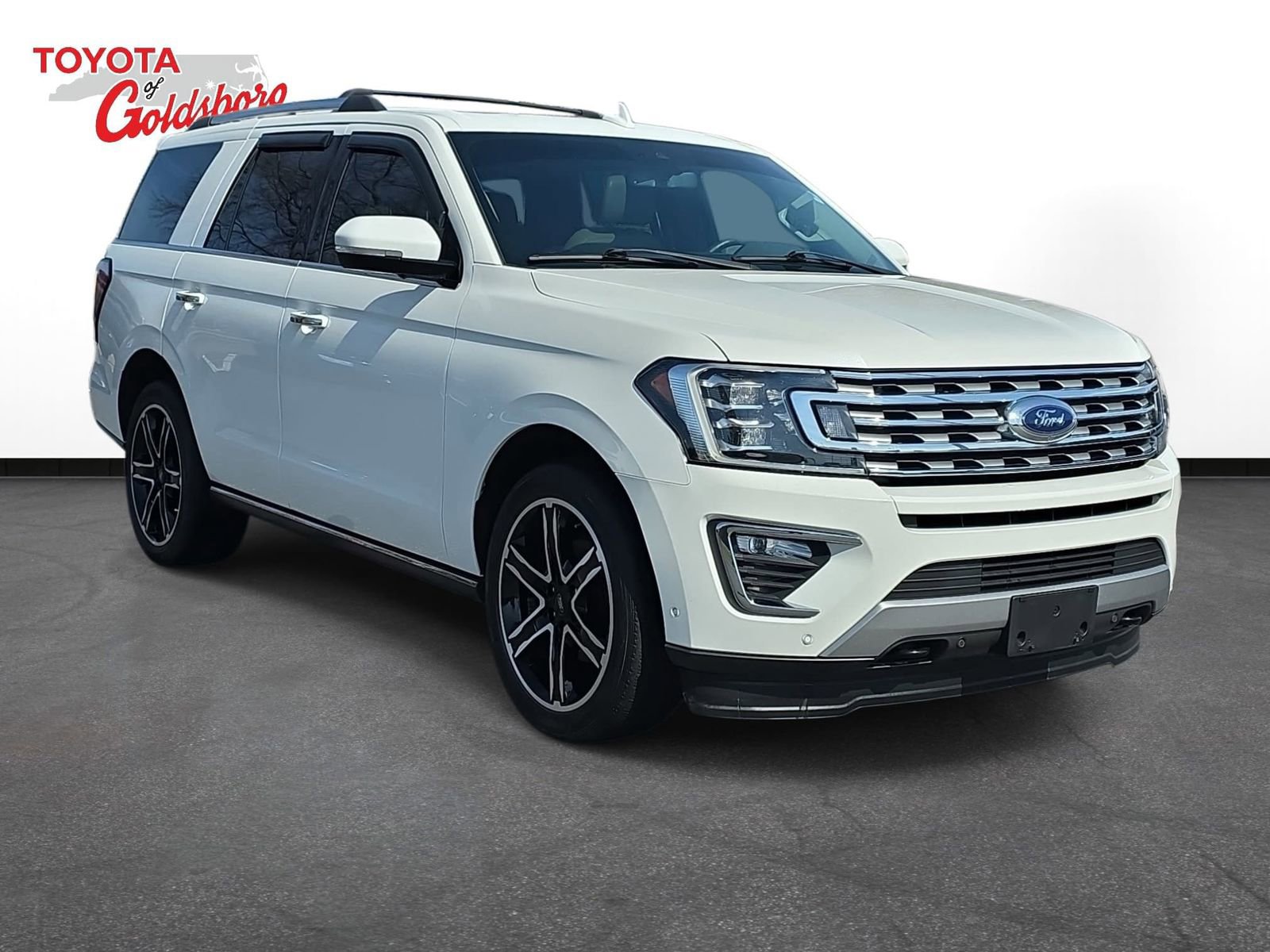Used 2021 Ford Expedition Limited image 3
