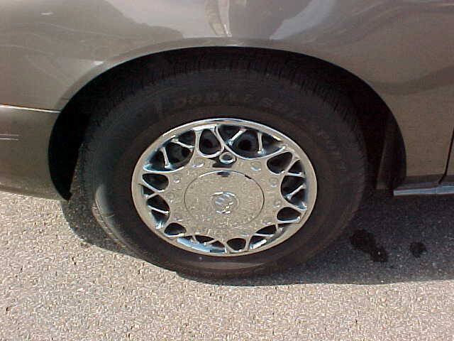 Used 2004 Buick Century Custom FWD image 6