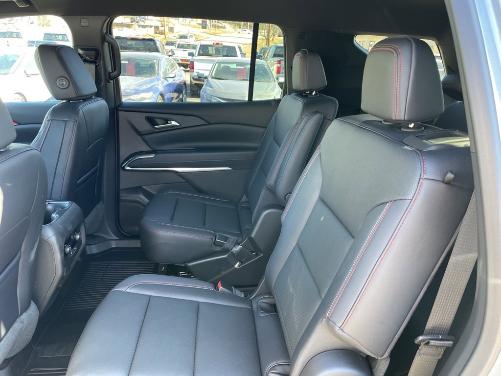 New 2026 Chevrolet Traverse Z71 w/ Driver Confidence Package image 12