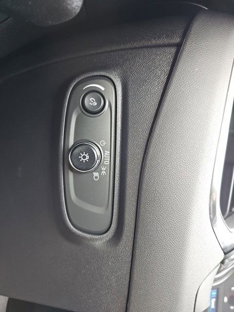 Used 2024 Chevrolet Equinox LT w/ LPO, Floor Liner Package image 37