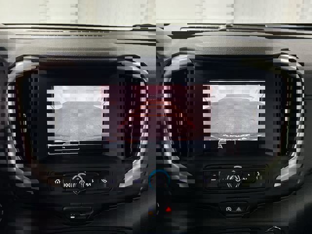 Certified 2024 GMC Terrain SLE w/ Driver Convenience Package image 14