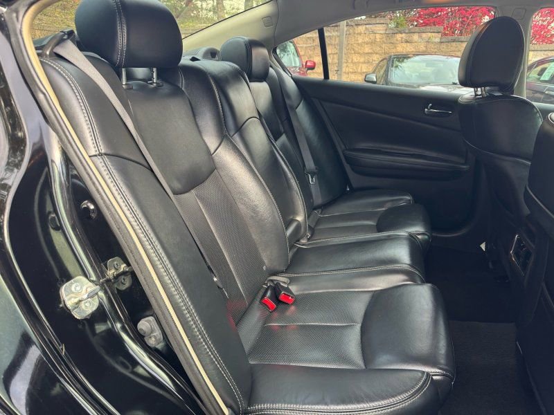 Used 2014 Nissan Maxima 3.5 SV w/ Sport Package image 17