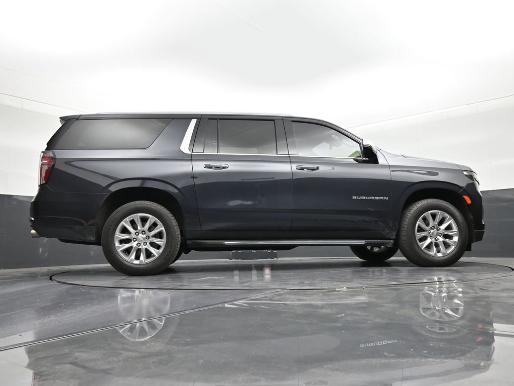 Used 2024 Chevrolet Suburban Premier RWD image 25