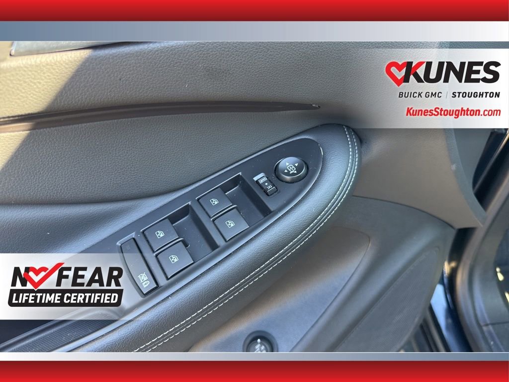 Used 2020 Buick Envision Essence w/ Experience Buick Package image 21