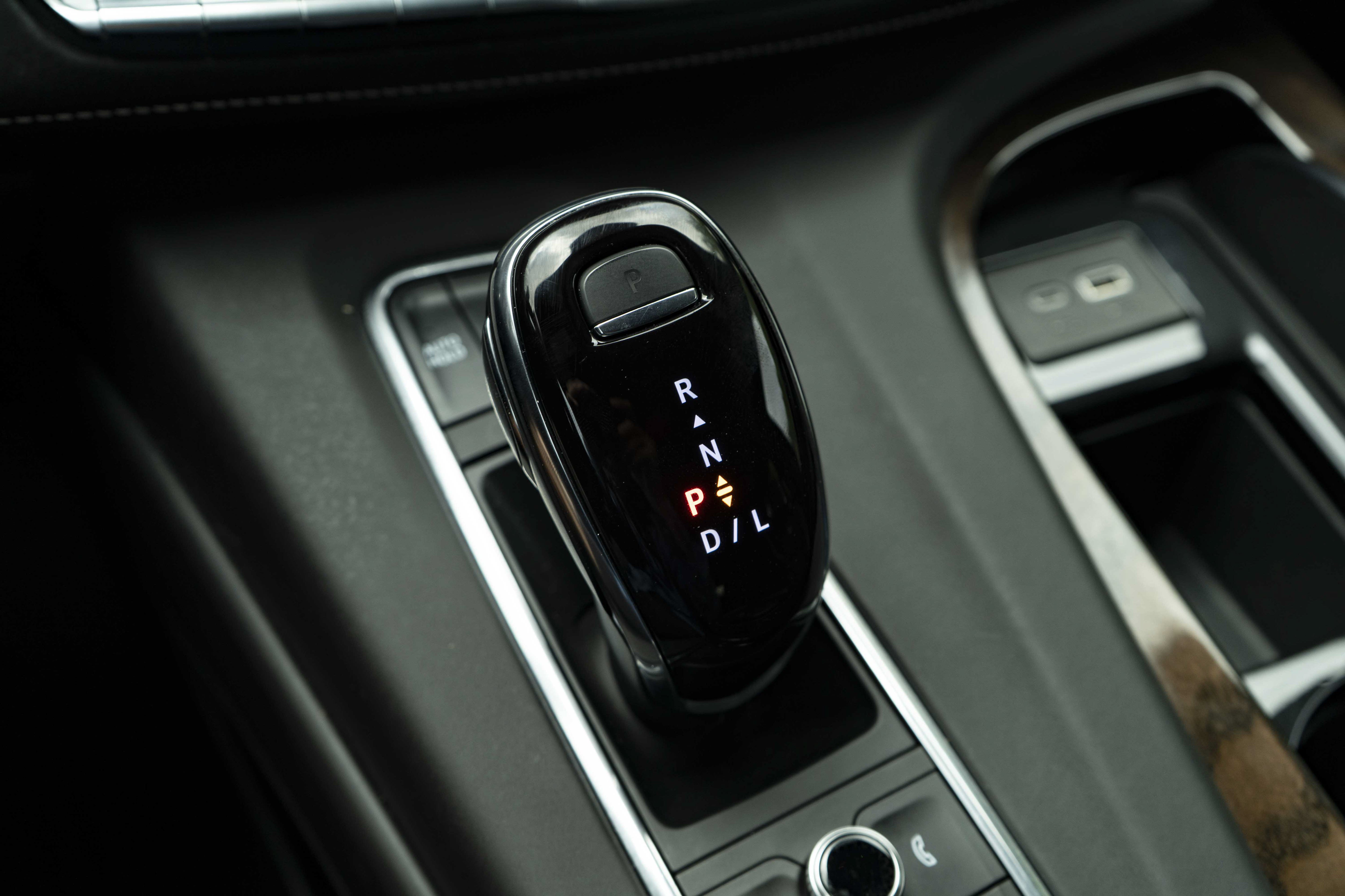 Used 2024 Cadillac Escalade Sport Platinum AWD/4WD image 30