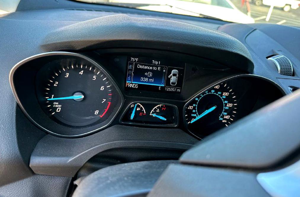 Used 2016 Ford Escape Titanium image 8