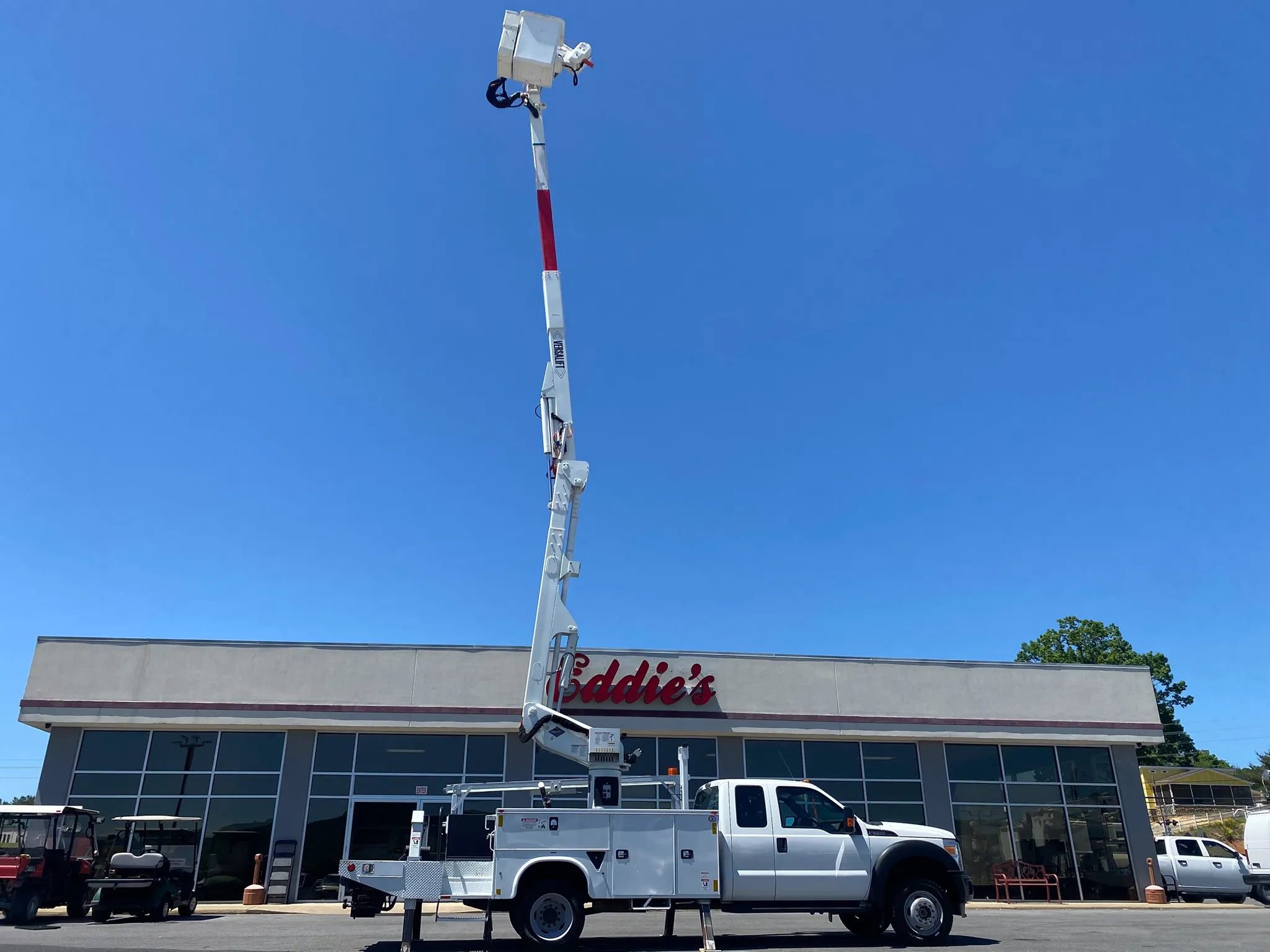 Used 2014 Ford F550 4x4 SuperCab Super Duty image 56