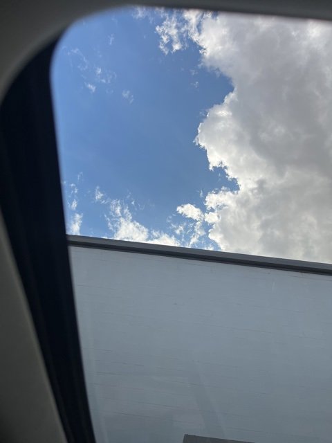 Used 2020 Cadillac XT4 Premium Luxury w/ Technology Package image 15