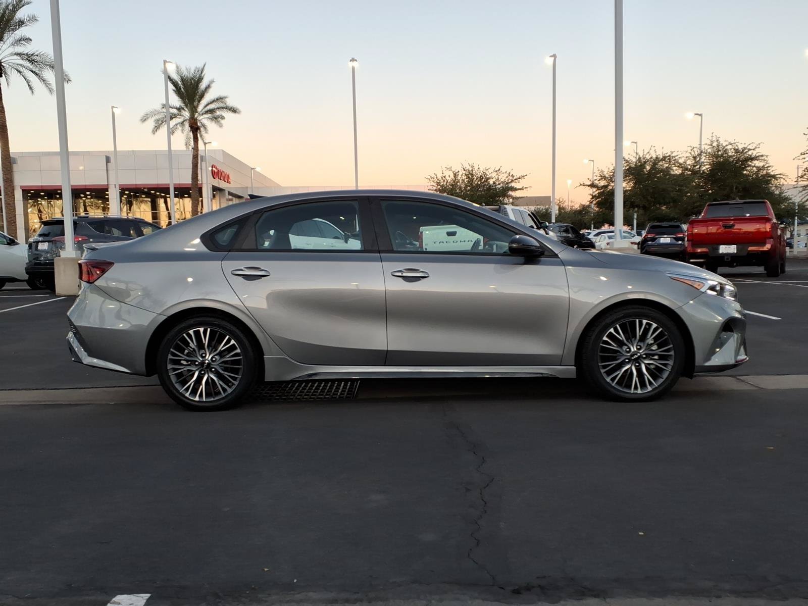 Used 2023 Kia Forte GT-Line w/ GT-Line Technology Package FWD image 3