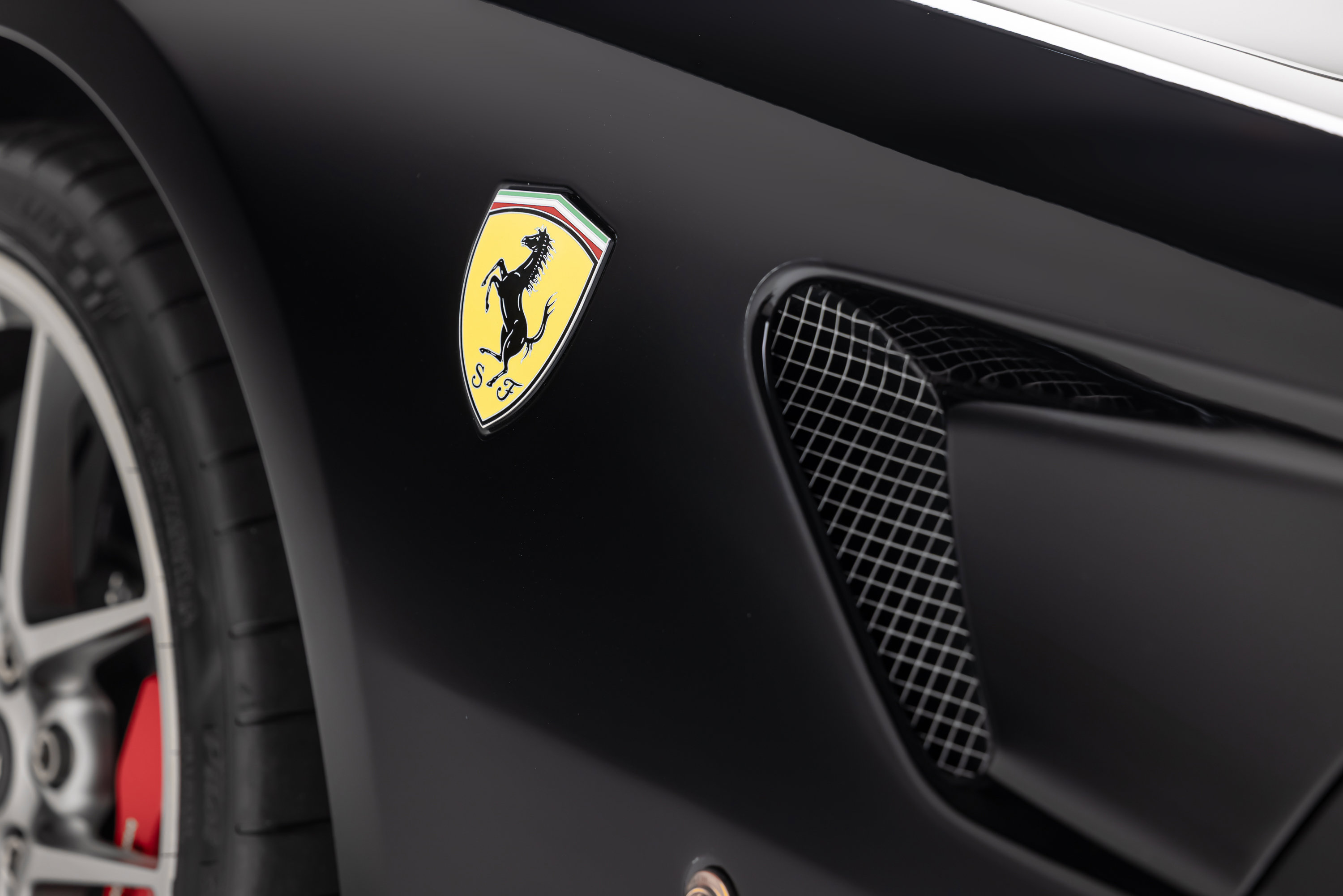 Used 2011 Ferrari 599 GTO RWD image 21