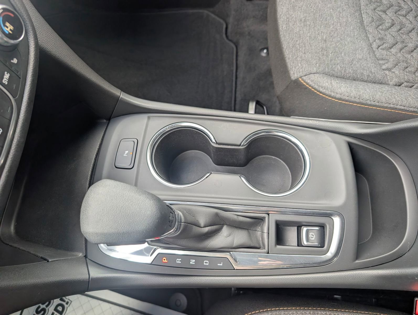 Used 2024 Chevrolet Equinox LT AWD/4WD image 22